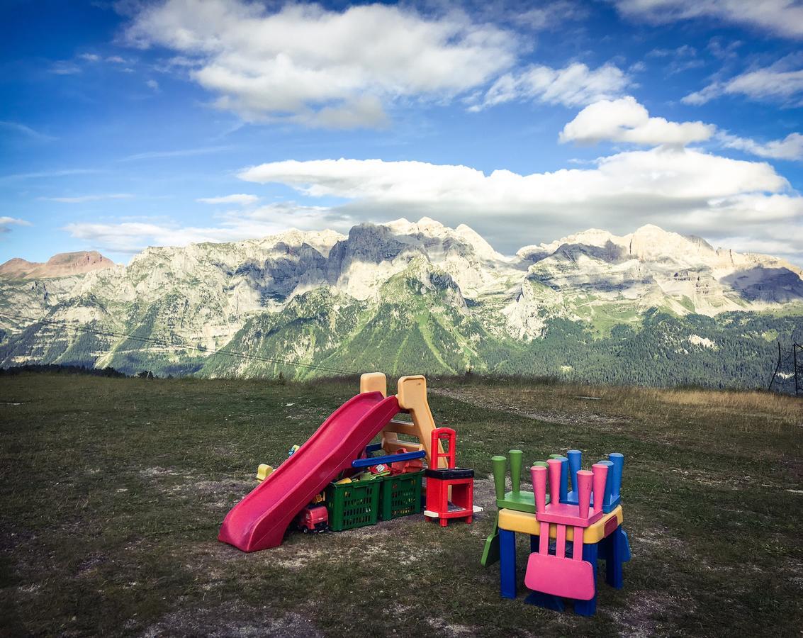 Hotel Rifugio Viviani Pradalago Madonna Zewnętrze zdjęcie