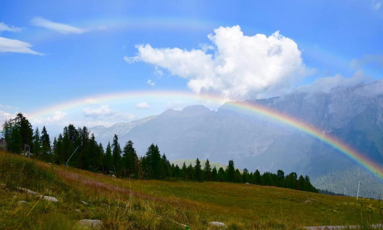 Hotel Rifugio Viviani Pradalago Madonna Zewnętrze zdjęcie